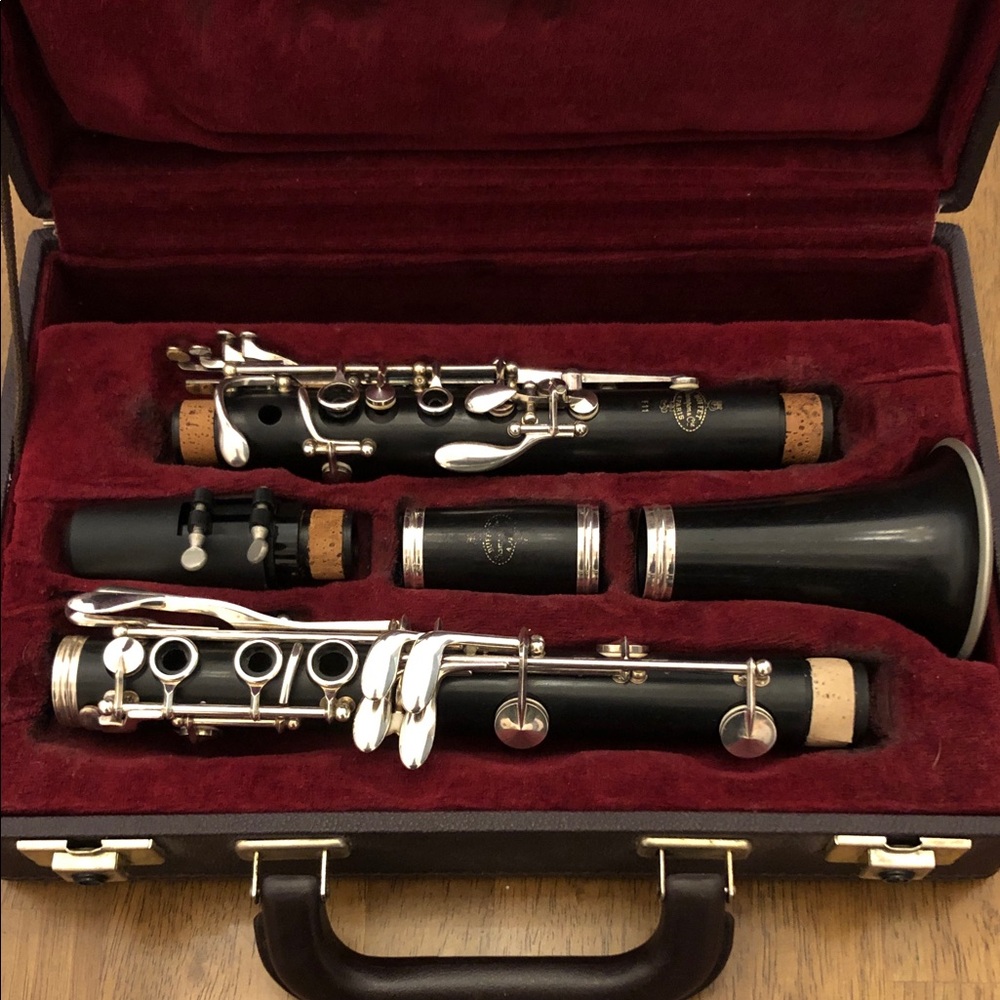 Buffet Crampon & Cie B-flat A Paris Black Wood Clarinet Silver-Plated Keys